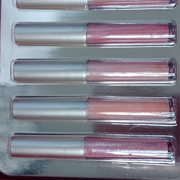#24. Lip Gloss set💋By Body Prescriptions NWT❤️❤️❤️❤️ - Picture 3 of 7